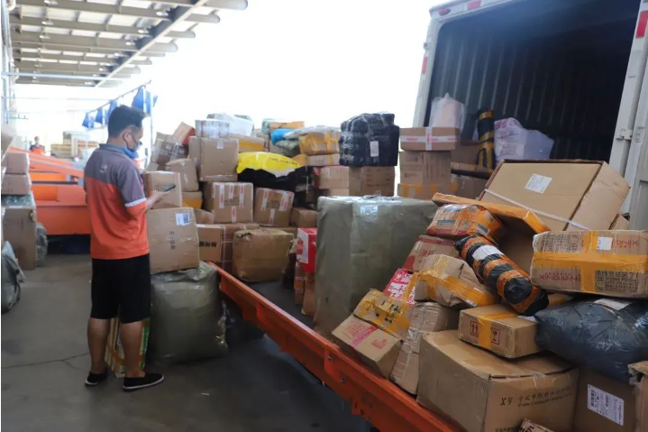 物流逐步恢復(fù)！“世界超市”重開